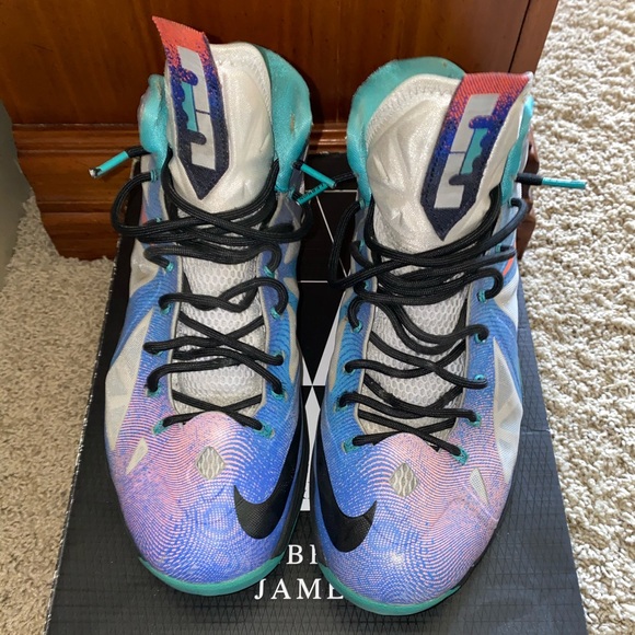 lebron x pure platinum
